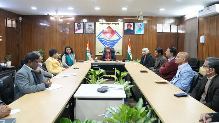 मुख्य सचिव ने बैठक में प्रतिभाग कर दिए निर्देश