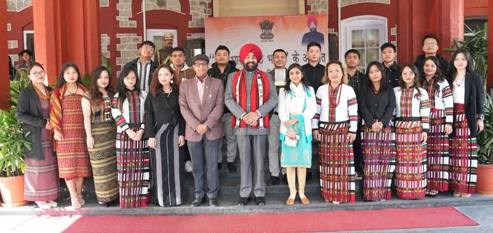 अरुणाचल प्रदेश एवं मिजोरम के स्थापना दिवस पर दोनों राज्यों के नागरिकों को बहुत-बहुत बधाई एवं शुभकामनाएँ