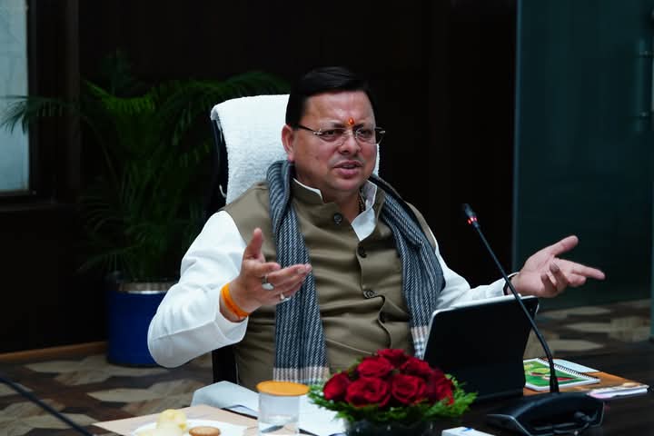 यात्रा को सुगम और सुरक्षित बनाने के लिए हर स्तर पर कार्य किये जाएं -मुख्यमंत्री धामी