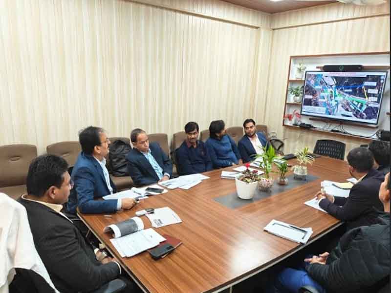 आवास सचिव डॉ. आर. राजेश कुमार की अध्यक्षता में यूकेएमआरसी की समीक्षा बैठक, देहरादून में शहरी परिवहन परियोजनाओं पर हुई विस्तृत चर्चा