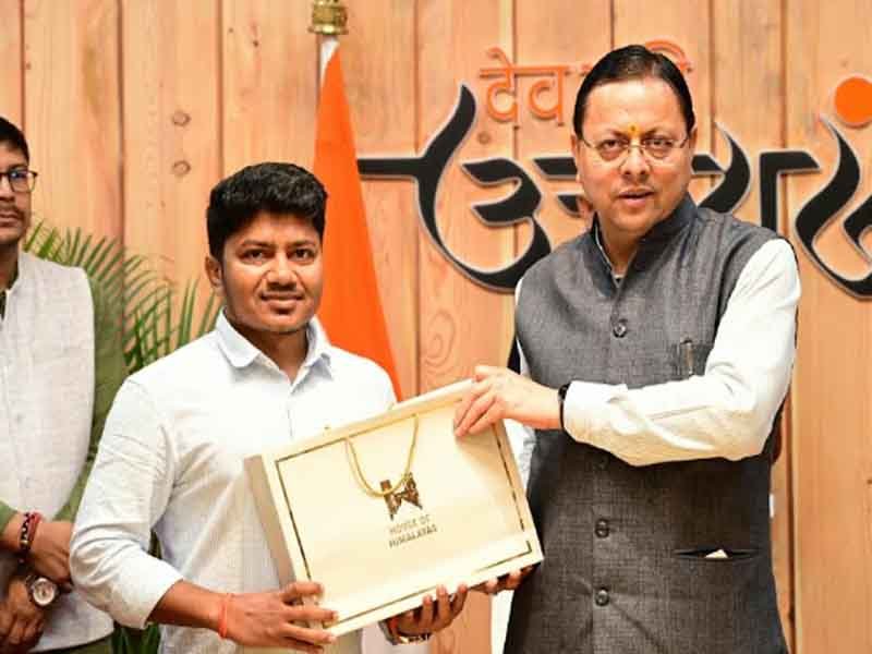 हरियाणा के युवाओं ने मुख्यमंत्री से साझा किए उत्तराखण्ड भ्रमण के अनुभव